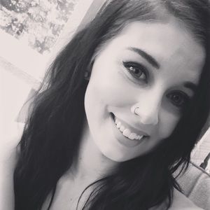 Meet your Posher, Deanna